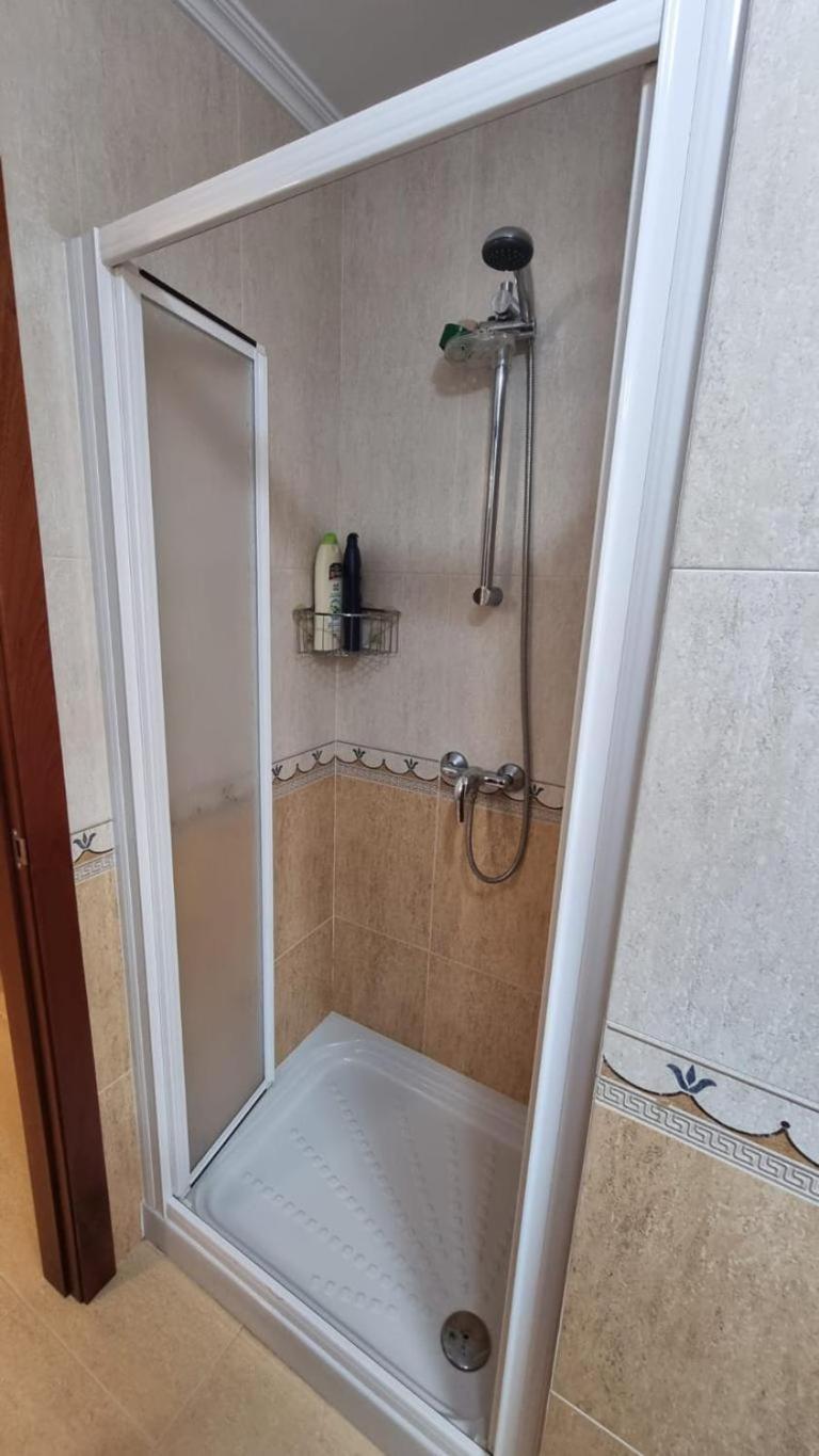 Apartamento 1 Dormitorio 4 Personas En El Grove O Grove Buitenkant foto